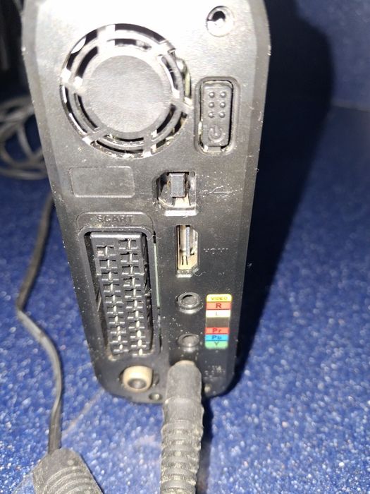 Leitor multimédia com disco 500GB