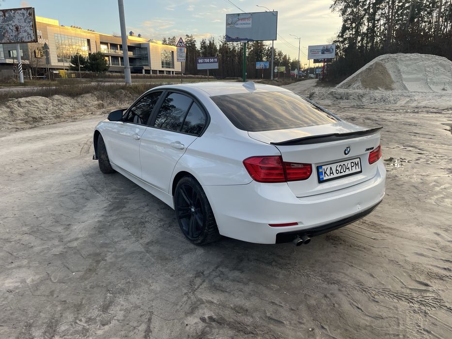BMW F30 328  2012 год