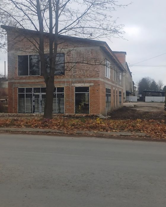 Продаж комерційного приміщення площею 400м2