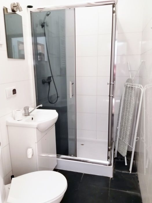 Pokoje - Хостел, райони - Wlochy / Wawer / Wilanow / faktury VAT