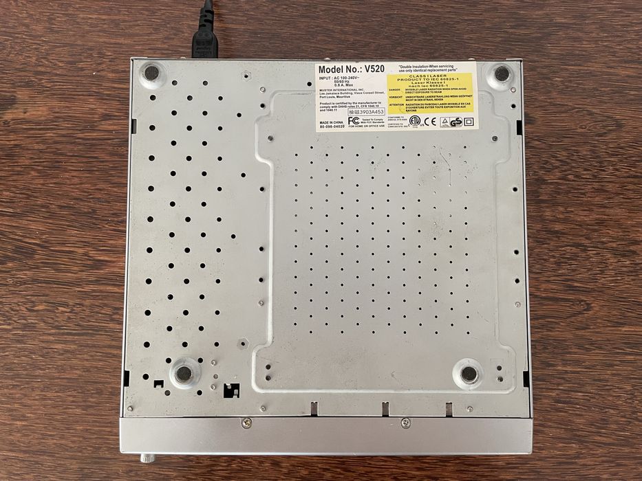 Leitor de CD’s Mustek V520