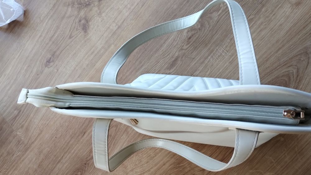 Pikowana torba typu shopper Monnari