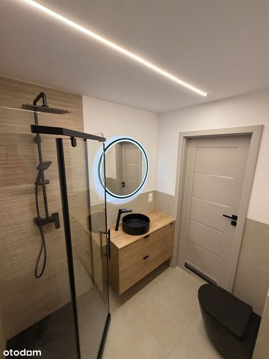 Wadowice os Kopernika 45 m² 3 piętro balkon klimatyzacja 2 piwnice – další