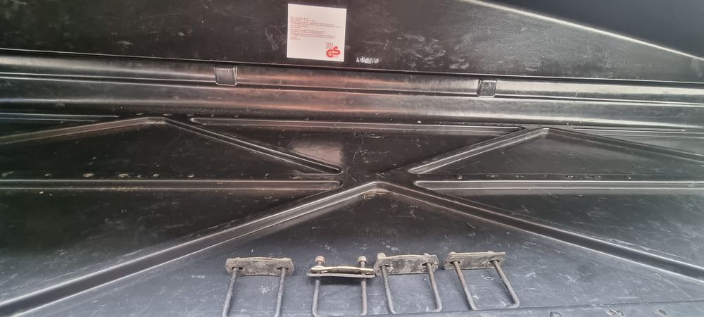 Bagaznik box dachowy jetbag & Thule drive 5000