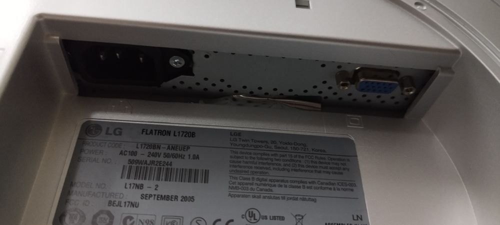 Monitor LCD LG  com avaria