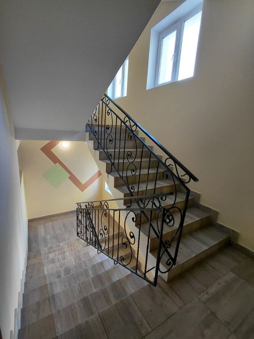 Компактна 1-кім. квартира з автономним опаленням, ремонтом і меблями!