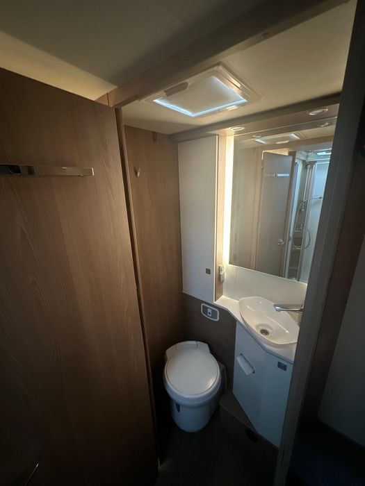 Autocaravana Burstner cama central