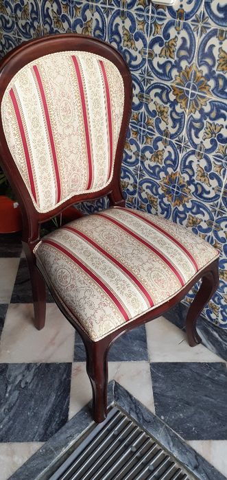 1 Cadeira  antiga
