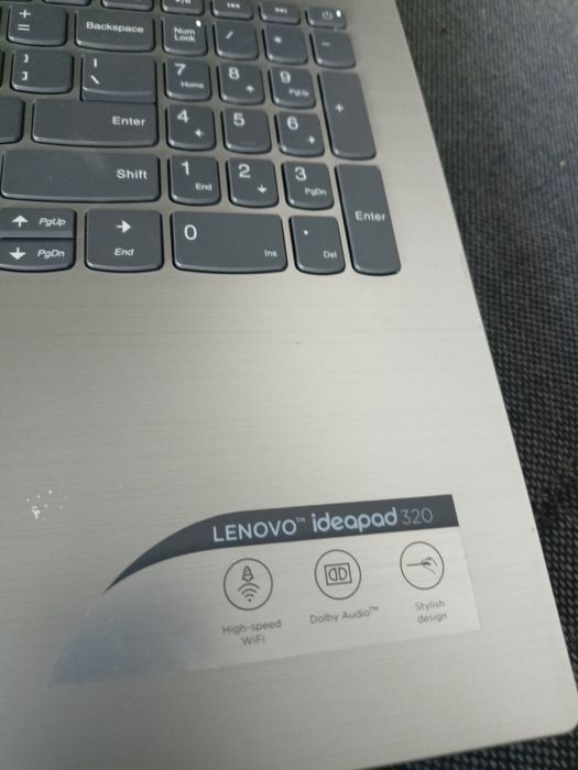 Sprzedam laptop lenovo