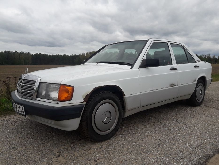 Mercedes-Benz Seria 190