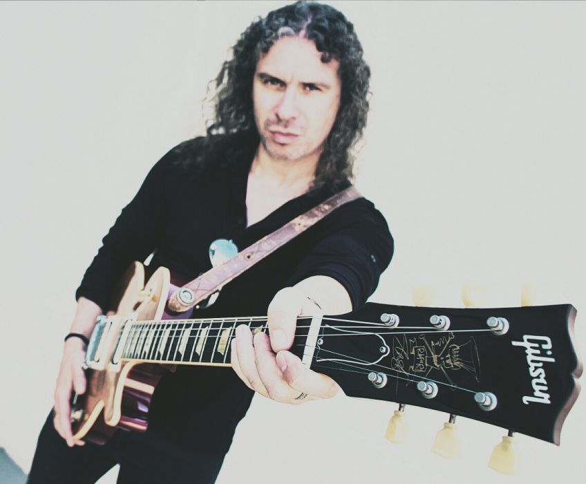 Aulas de Guitarra presencial e online