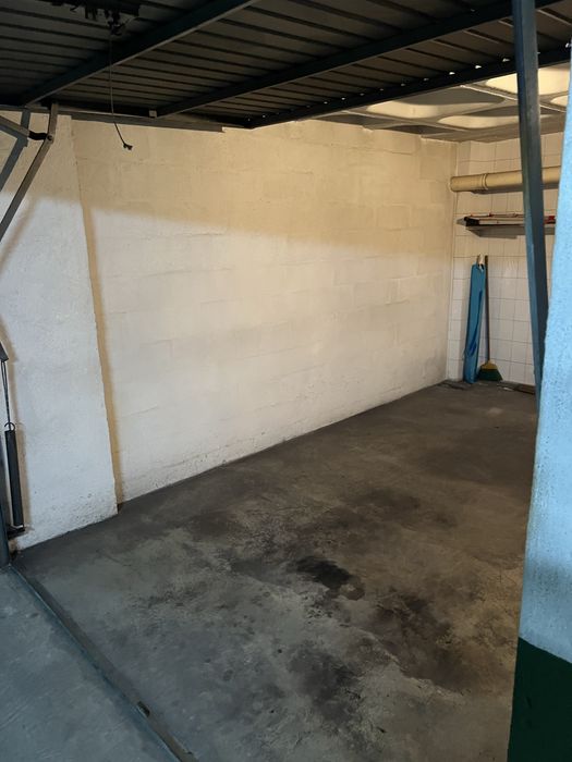 Alugo Garagem Queluz