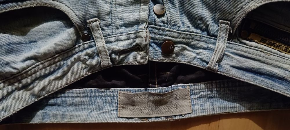 Spodnie jeans Cropp 30