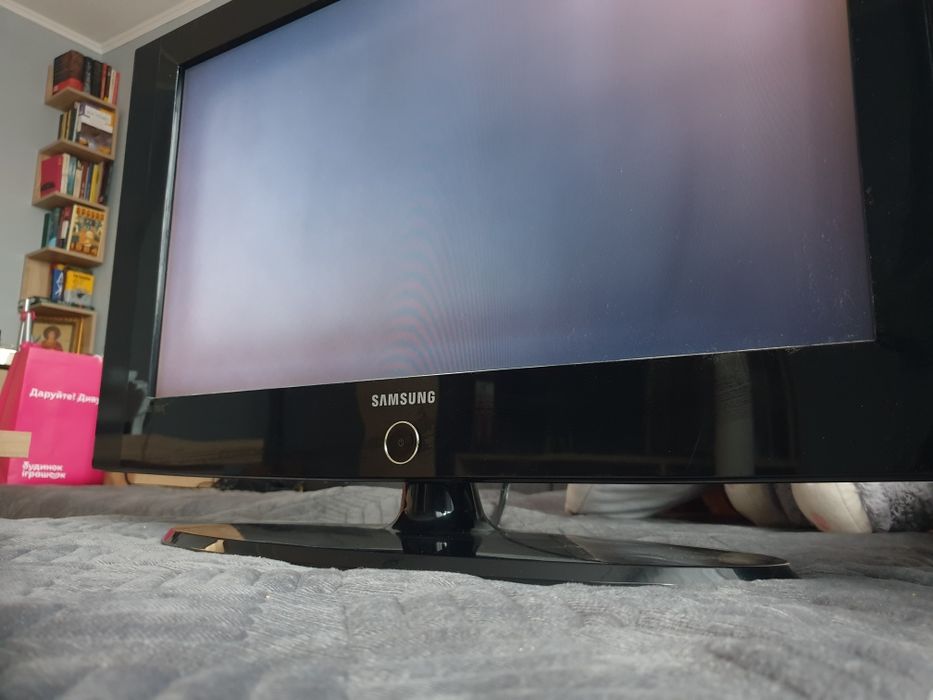Телевізор Самсунг Le26a330 26 дюймів під ремонт
