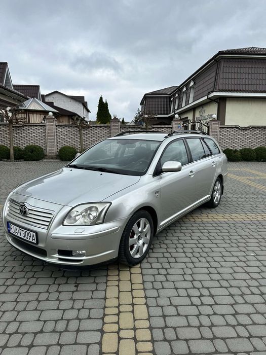 Продам Toyota 2.0 TDI