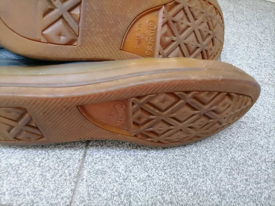 Converse All Star em PELE 41