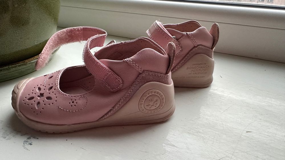 Дитячі сандалії Biomecanics Для дівчинки, 22
