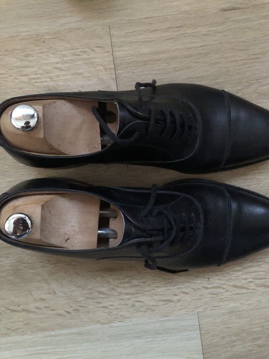 Church's, modelo Oxford Cap Toe Preto