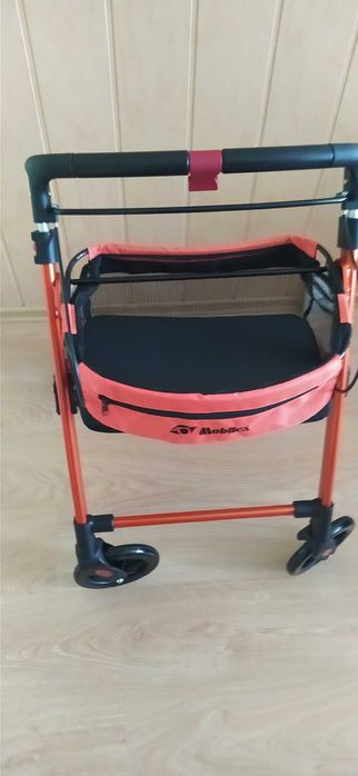 Balkonik-chodzik nowy.