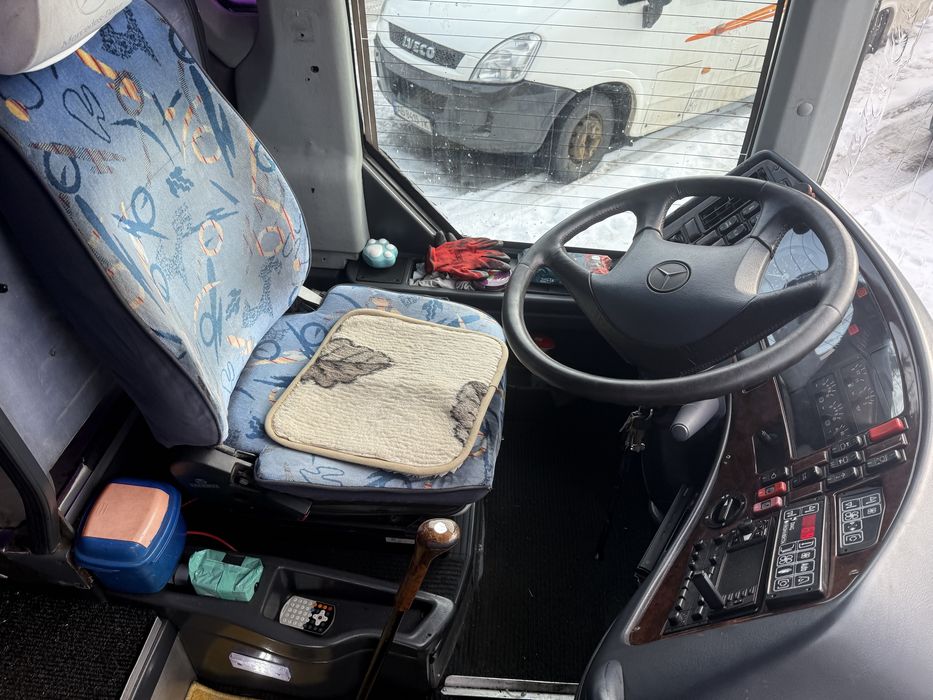 Mercedes  Tourismo 1995 рік  53місця автобус
