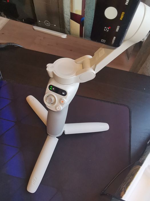 Estabilizador / Gimball DJI Osmo Mobile SE