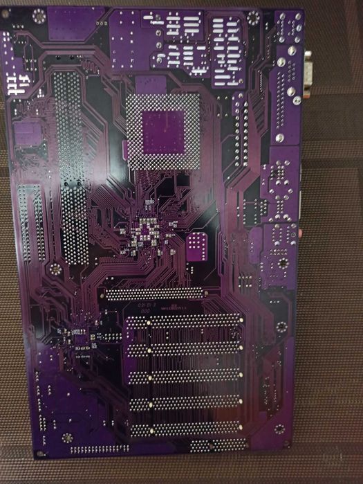 Комплект AMD Sempron 2400 + ElitGroup K7VTA3 + DDR 256 Mb