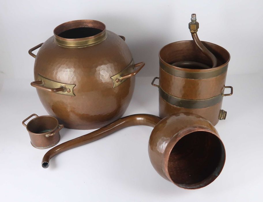 Alambique antigo em cobre 5 lt com suporte