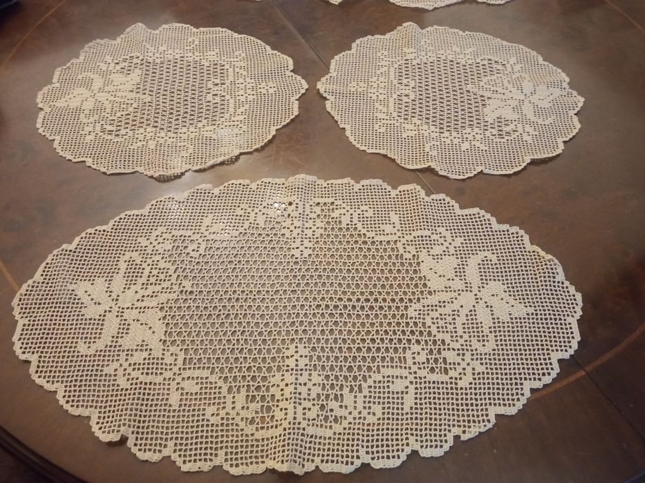 3 Naperons vintage