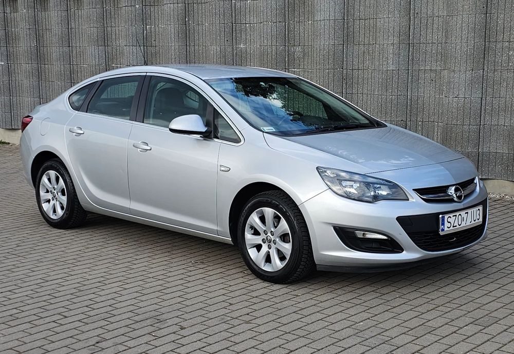 Opel Astra Instalacja gazowa ; Pierwszy właściciel ; Faktura VAT 23%