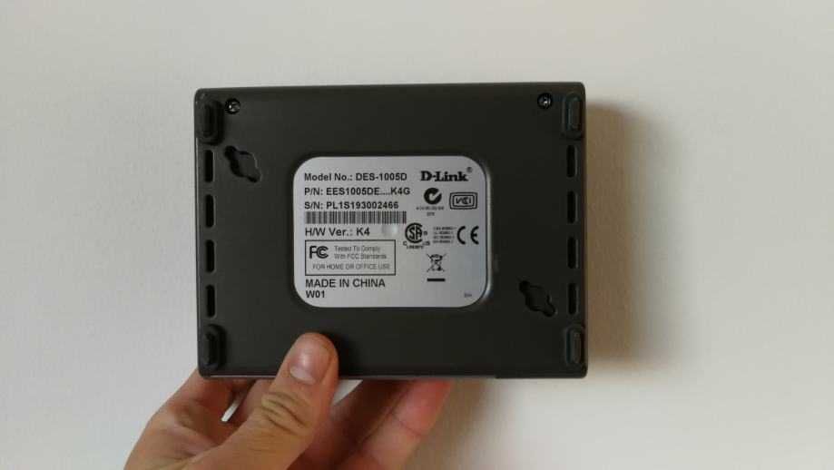 Новый сетевой коммутатор, свитч ,  switch D-Link DES-1005D