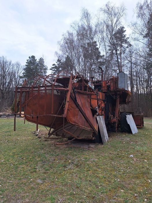 Комбайн Нива СК 5 в робочому стані