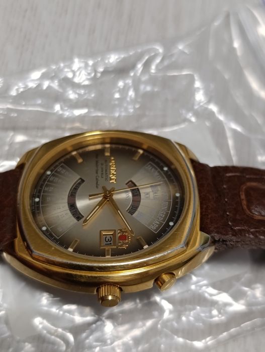 Японський годинник Orient College