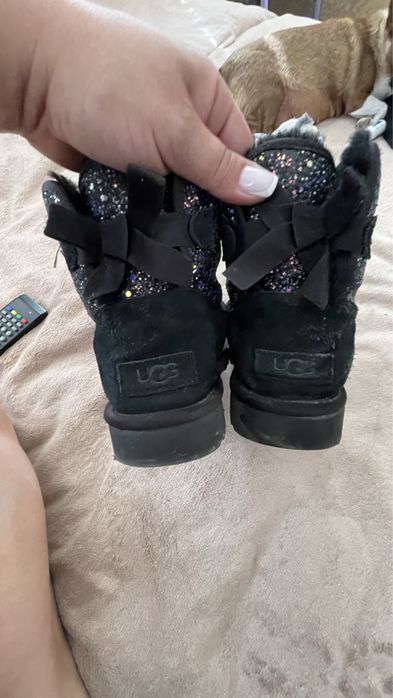 Продам ugg полностью натуральные размер 36