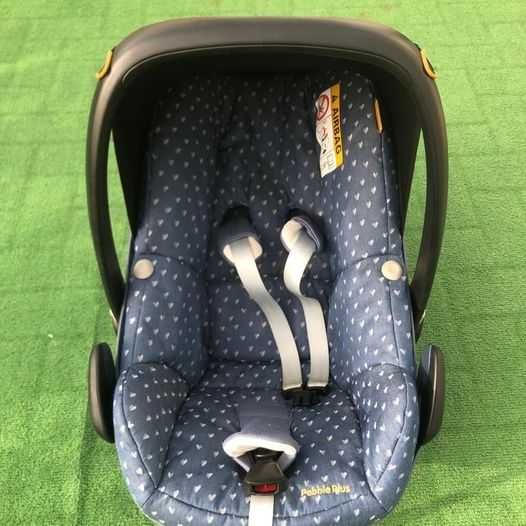 Carrinho e Ovo Bebé Confort