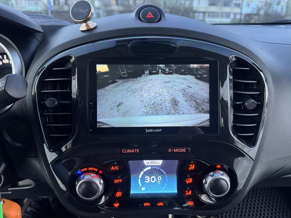 Продам офіційний Nissan Juke автомат