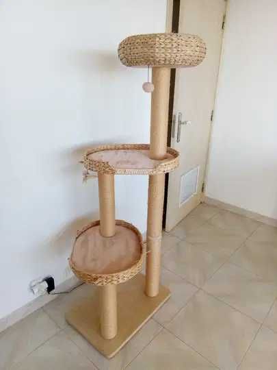 Arranhador / Cat tree