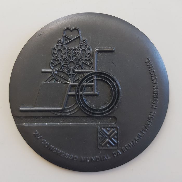 3 Medalhões bronze antigos