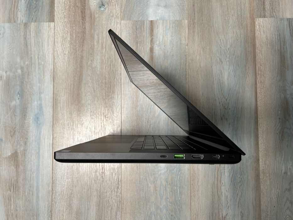 Razer Blade 2019 Mid Base