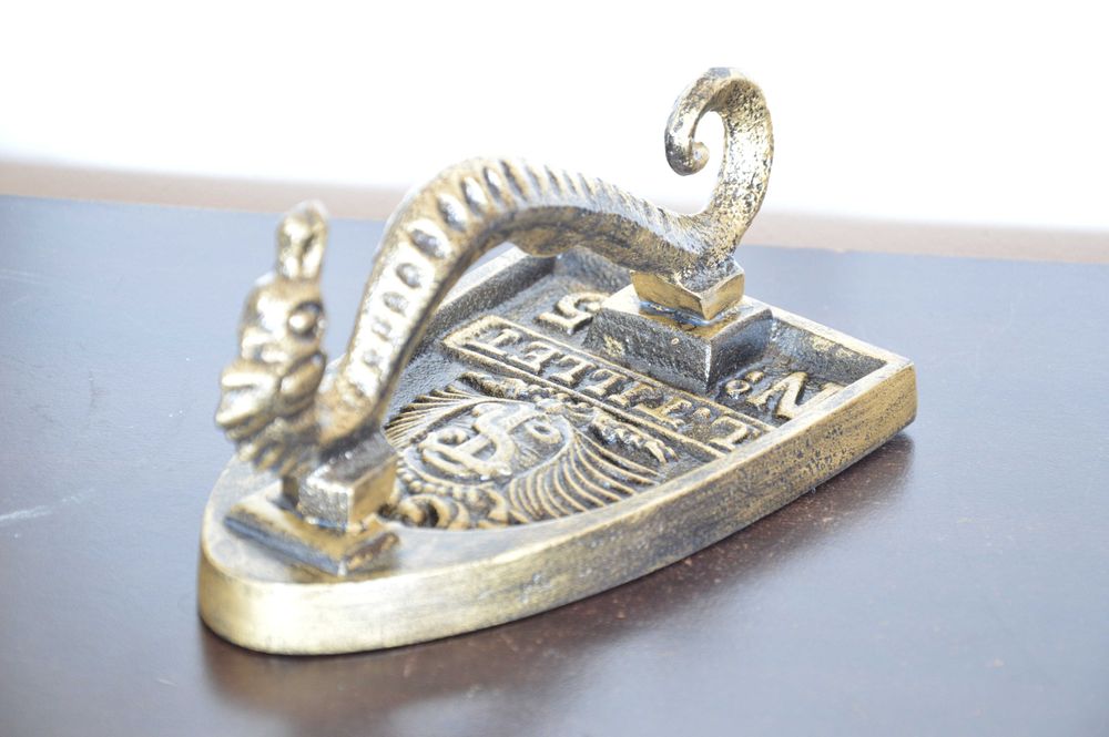 ŻELAZKO wyjątkowe żeliwne przedwojenne sygnowane