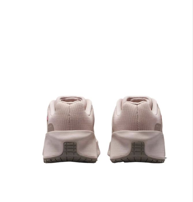 Кросівки Nike жіночі 38р