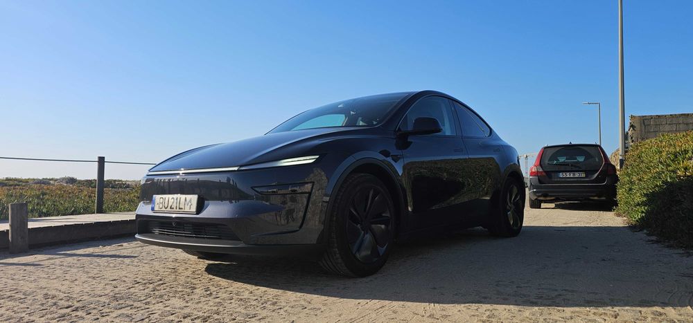 Tesla Model Y Premium LR Dual Motor - Juniper 2025