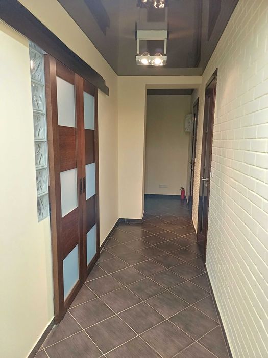 3-х кімнатна квартира Л. Українки