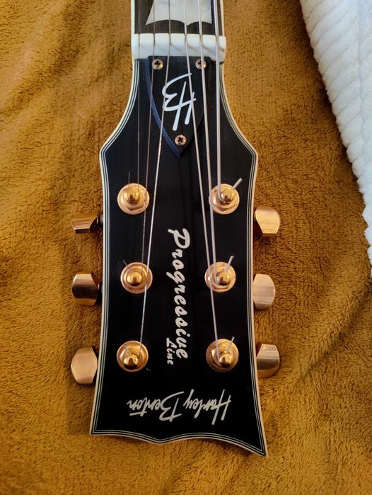 Guitarra Harley Benton