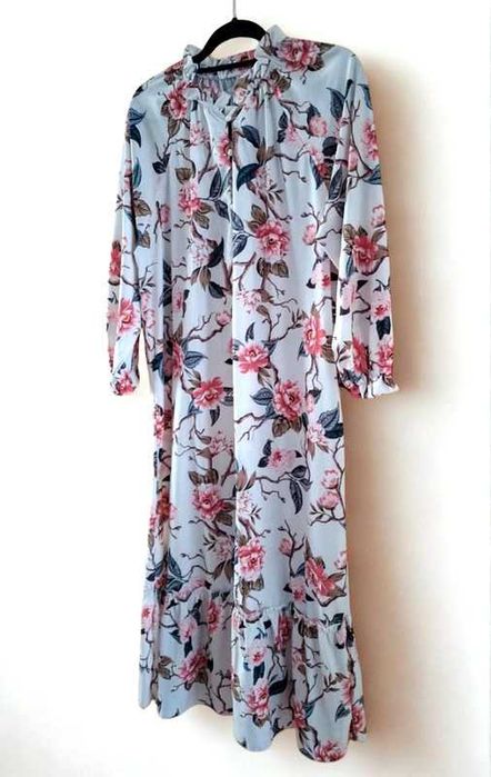 Biała Sukienka Maxi w Kwiaty Falbanki Oversize Długi Rękaw