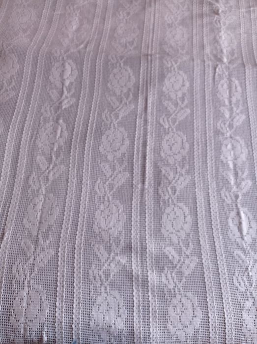 Colcha de renda branca