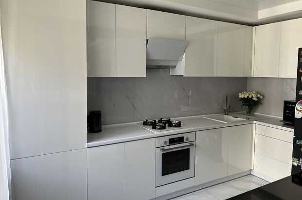 Зміна ціни ТЕРМІНОВО 1 км квартира з дизайнерським ремонтом на озерній