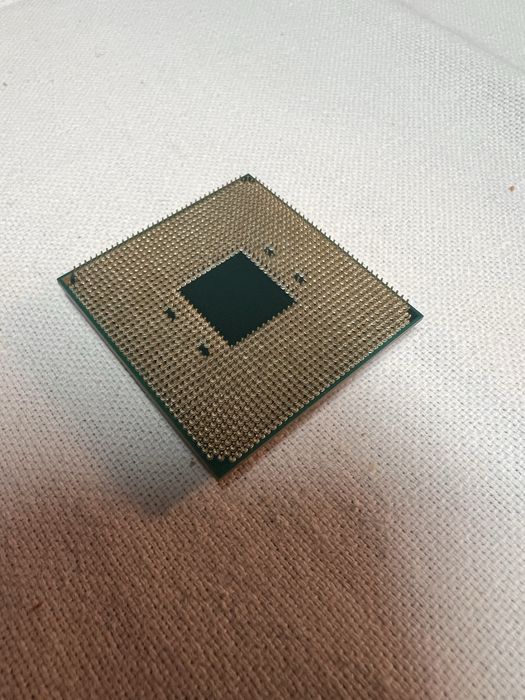 AMD Ryzen 3 1200 AM4 + Cooler Original | Excelente estado