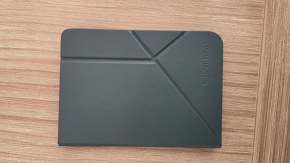 Kobo B&W (ereader) + Capa