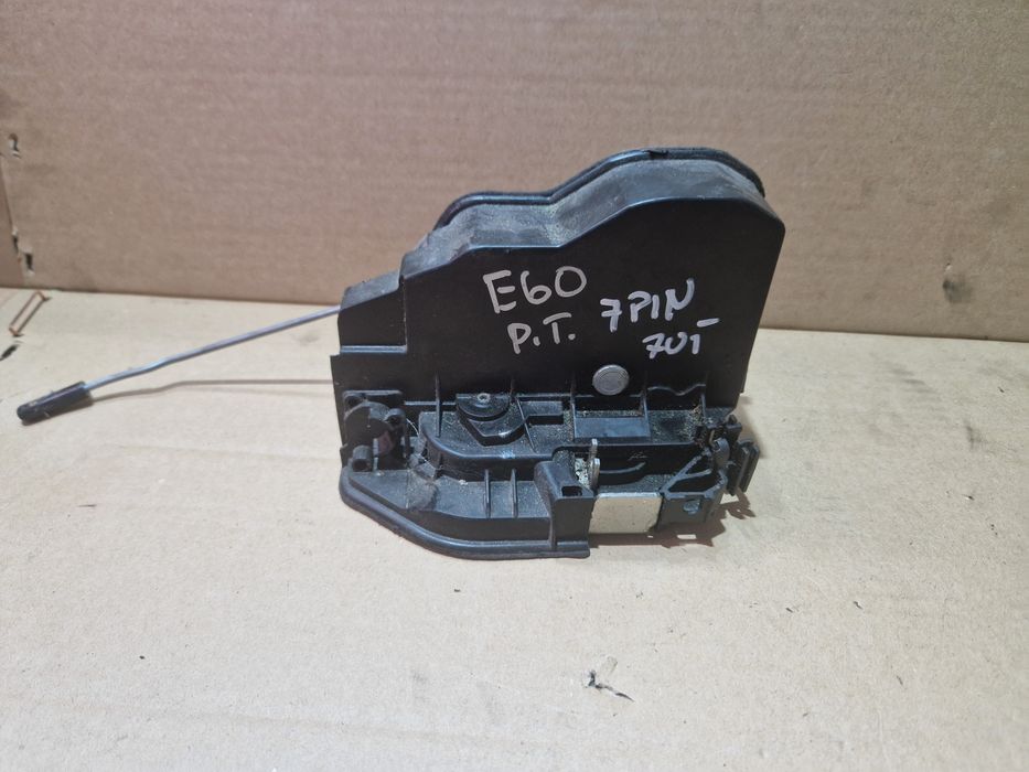 Zamek drzwi prawy tył tylny BMW E60 E61 E87 E90 E91 7 pinów