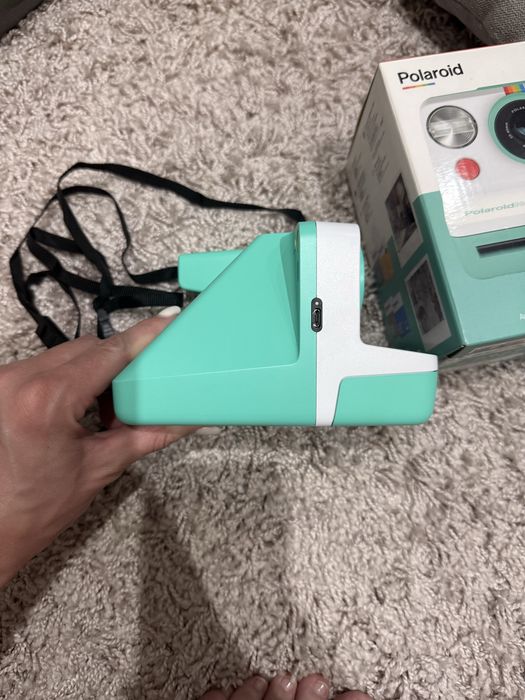 Polaroid now стан нового